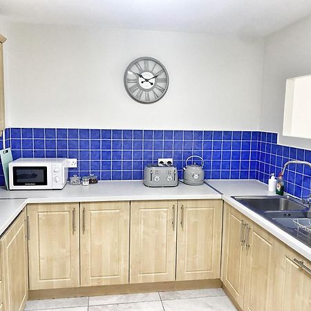 2 Bed City Centre Apt, Free Parking - Albert Clock, Customs House Belfast Exteriér fotografie