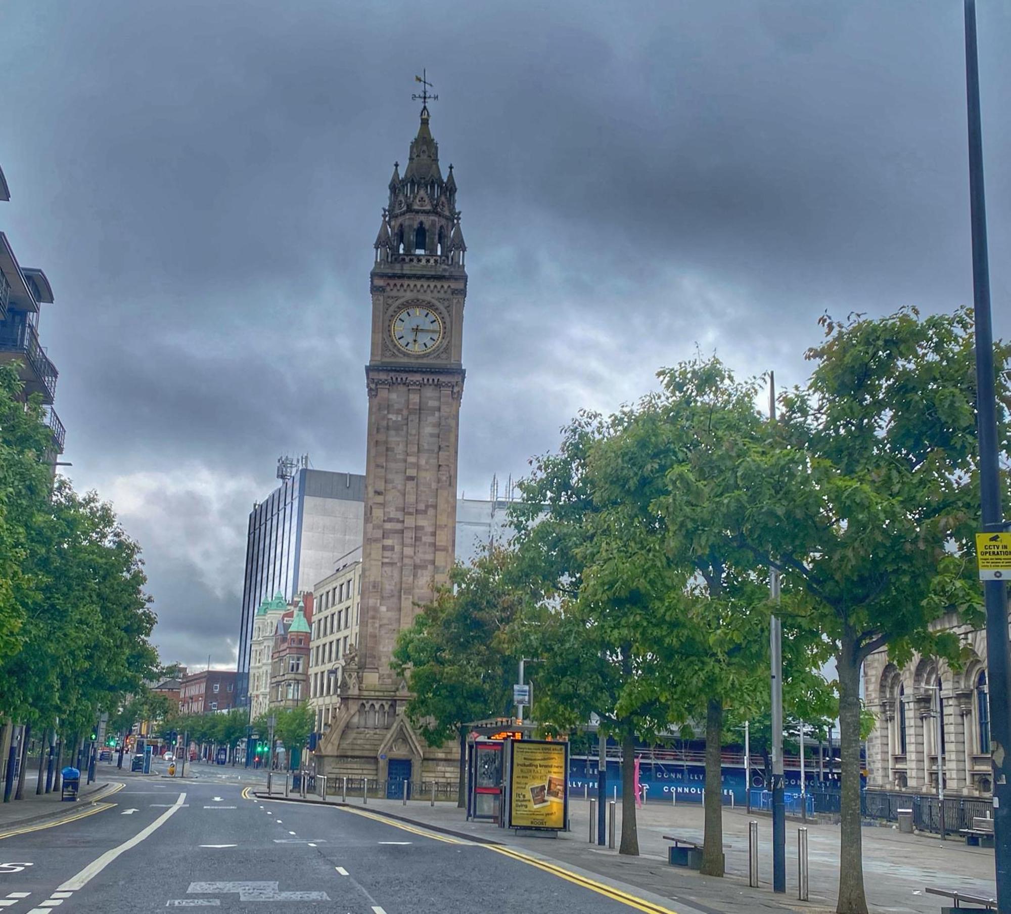 2 Bed City Centre Apt, Free Parking - Albert Clock, Customs House Belfast Exteriér fotografie